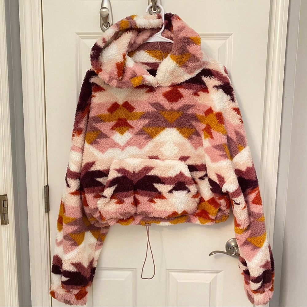 Areo Cropped Sherpa hoodie, sz XL, like new